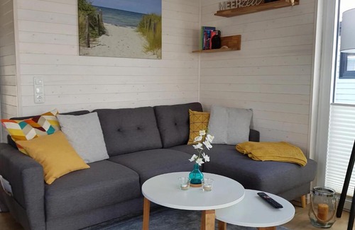 Rendbjerg Boat Rental | Houseboat Hecht in Egernsund at the Marina Minde