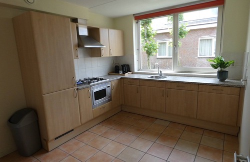 Municipality of Uitgeest House | Houseboat in Waterpark with Private Dock