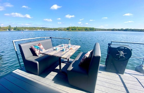 Middelaar House | Houseboats Mookerplas