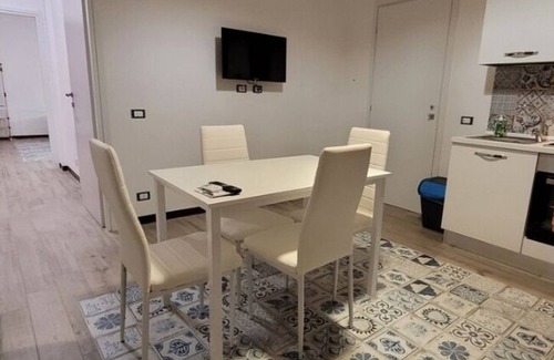 Corso dei Mille - Sant'Erasmo Apartment | Housestation suite