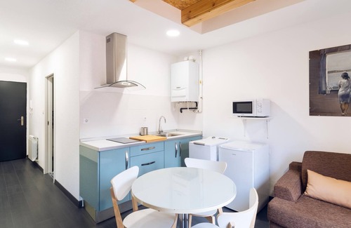 Old Town Apartment | Housingleon- Five Rooms Barrio Húmedo