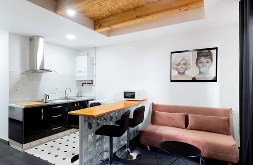 Old Town Apartment | Housingleon- Five Rooms Catedral