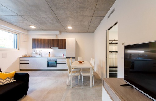 Savena Apartment | HouSmart Toscana 53 White