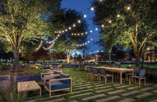 Spring Hotel | Houston CityPlace Marriott at Springwoods Village