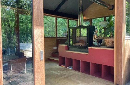 Municipality of Utrechtse Heuvelrug House | Houten bosvilla met sauna en 2 slaapkamers