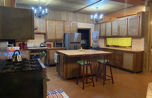 Bermudian Landing House | Howler Landing your home away from home