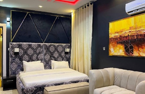 Ogombo Hotel | HQ APART HOTEL