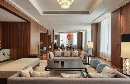 Beilun Hotel | HUALUXE Ningbo Harbor City by IHG