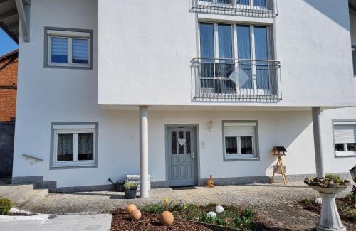 Hengersberg Apartment | Huber's Ferienwohnung