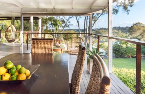Buderim House | Huge 4 bedroom home with sprawling views.