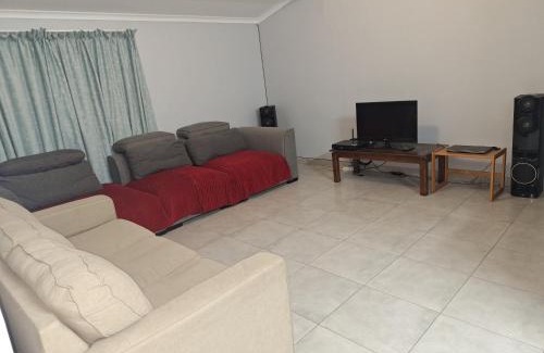 Erongo House | Huigu Homestay Accommodation