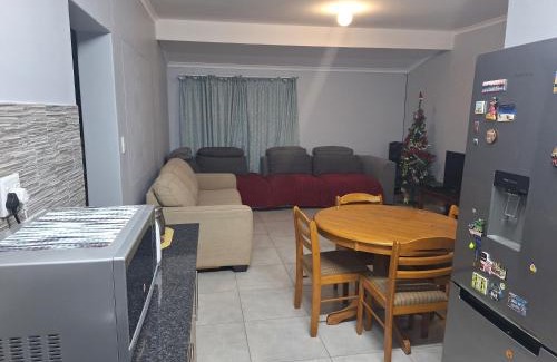 Erongo House | Huigu Homestay Accommodation