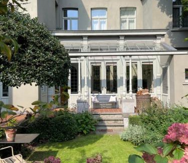 Borgerhout Bed & Breakfast | Huis Dujardin Bed&Breakfast