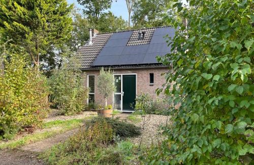 Ewijk House | Huisje Hygge - luxe bungalow met grote tuin