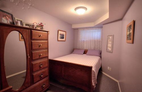 Clearwater House | Hummingbird Bed and Breakfast