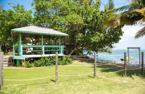 Priory Apartment | Hunny Bay Resort