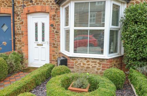 Hunstanton House | Hunny Cottage