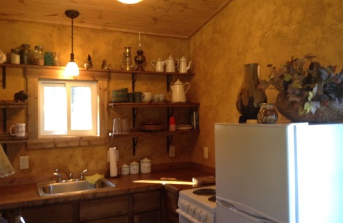 Custer Cabin | HUNTER'S CABIN, Perfect in every way for your Black Hills getaway, near Custer