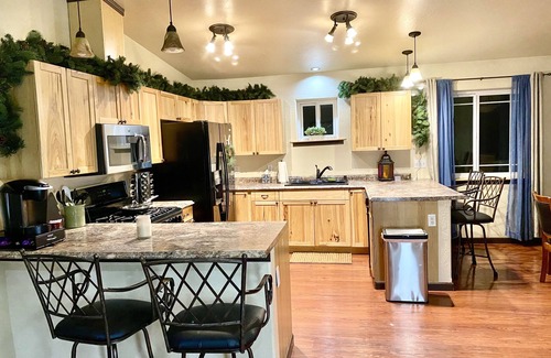 Ridgeway Apartment | Hunter's Haven - 5 min from Soldotna!