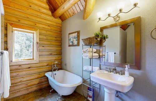 Catron County House | Hunter's Retreat
