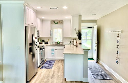 Springs at Kings Bay Condo | Hunter Springs View, Relaxing Waterfront Retreat - 90 day min
