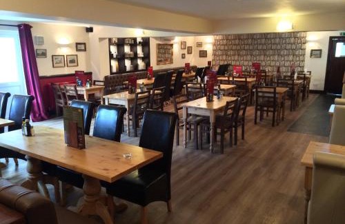 Wincanton Hotel | Hunters Lodge Inn