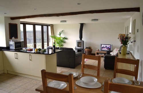 Honiton House | Hunters Moon
