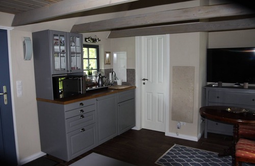 Schierensee House | Hunting lodge under thatch on an idyllic horse farm