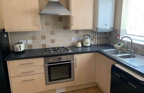 Huntingdon House | Huntingdon 6 beds Free parkingn