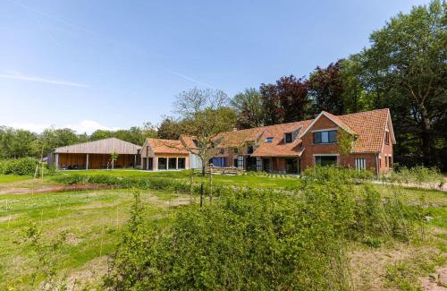 Schilde Villa | Huswell - Villa Lactea - Eco-Luxury Retreat