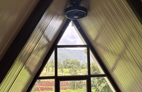 Ahwa Hotel | Huts And Hunters Resort Saputara