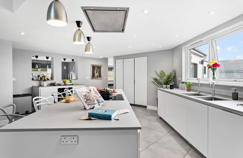 Clyst St Mary House | Huxham View - Family luxury, swim-spa, gym & cinema