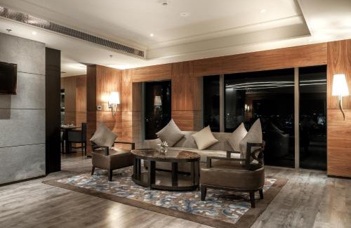Vastrapur Hotel | Hyatt Ahmedabad