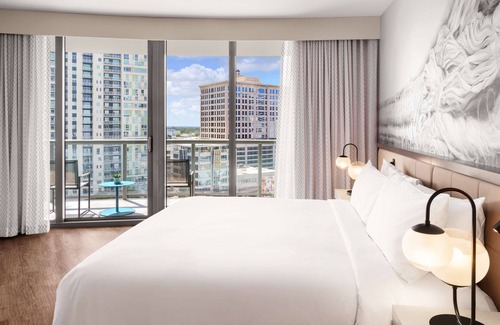 Riverwalk Fort Lauderdale Hotel | Hyatt Centric Las Olas Fort Lauderdale