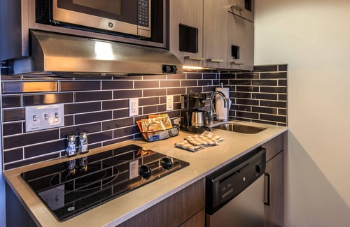 Belmar Hotel | Hyatt House Denver/Lakewood at Belmar