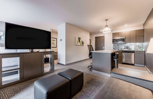 Winnipeg Hotel | Hyatt House Winnipeg-South/Outlet Collection