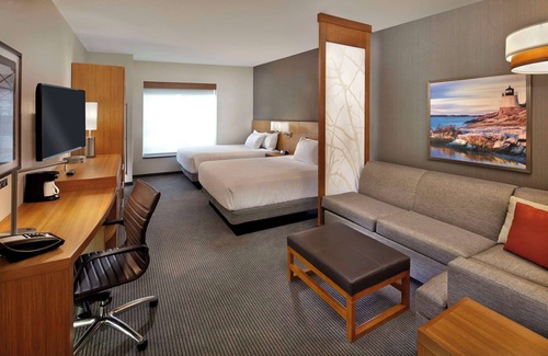 Warwick Hotel | Hyatt Place Warwick/Providence Airport
