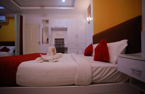 Athirapally Hotel | Hydel Palace