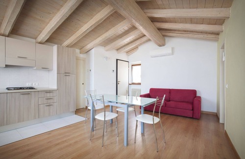 Cassone Apartment | hygiene house, Casa Higieia - Appartamento nel centro storico di Cassone