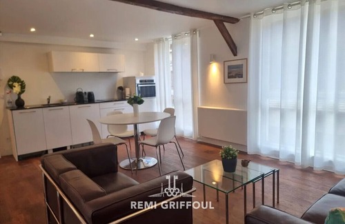 Enclos Apartment | Hypolite 3 | Beautiful Apartment | 80 meters from the Port of Honfleur | 4