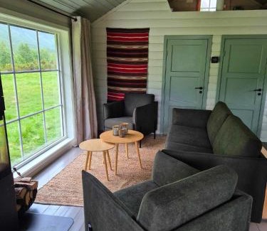 Orsta House | Hytte på Kvia, Rognestøyldalen i Ørsta