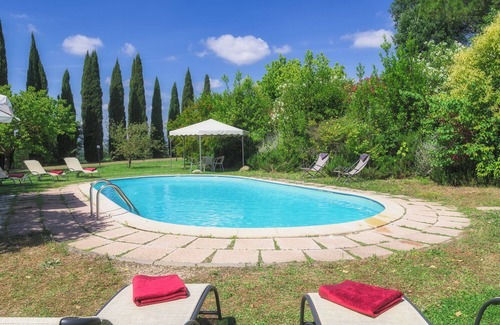 Ferretto Villa | I Cipressi, 5 bedrooms with pool near Cortona