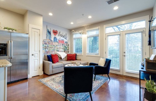 West End Condo | I LOVE Nash - Near Music Row free parking