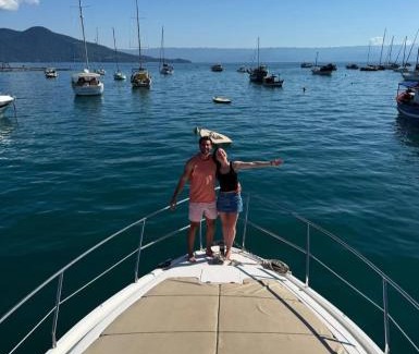 Centro Comercial Boat Rental | Iate de luxo Intermarine 44 pés
