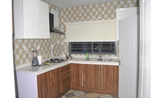 Ibadan Apartment | Ibadan Serviced Apartments. 24/7 power supply. Free WiFi. Pool. Gated Estate.