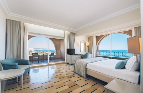 Yasmine Hotel | Iberostar Waves Averroes