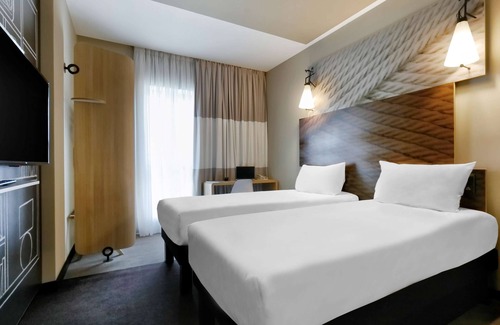 Aktobe Hotel | ibis Aktobe