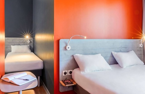 Aubenas Hotel | ibis Aubenas