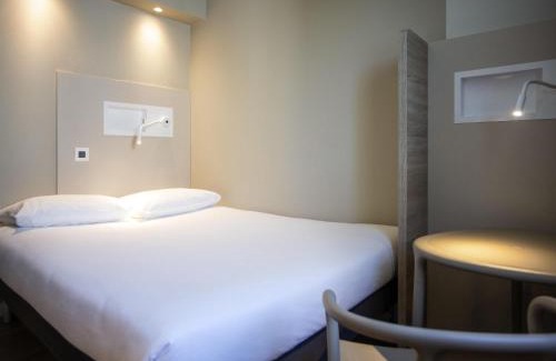 Granges-Paccot Hotel | ibis budget Fribourg