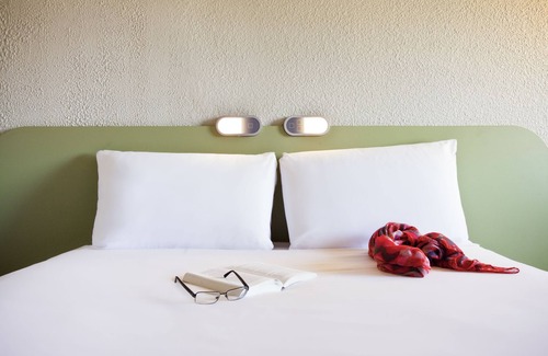 Sisteron Hotel | ibis budget Sisteron